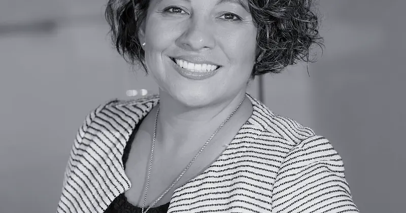 Pareja mayor planificando jubilación