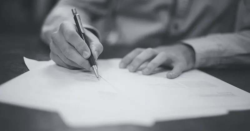 Documentos legales sobre despido